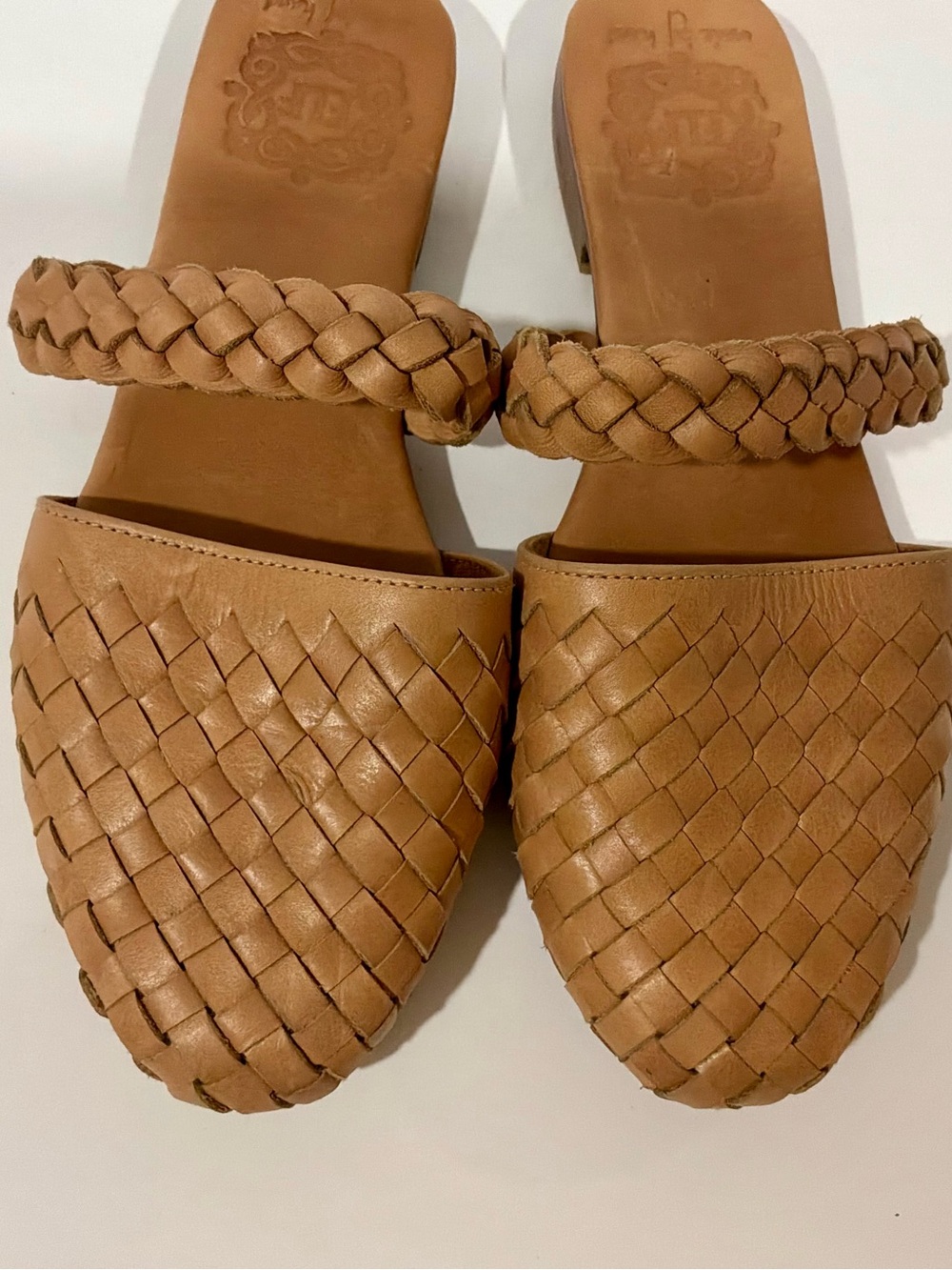 ELF..Leather Mules - Picture 2 of 8